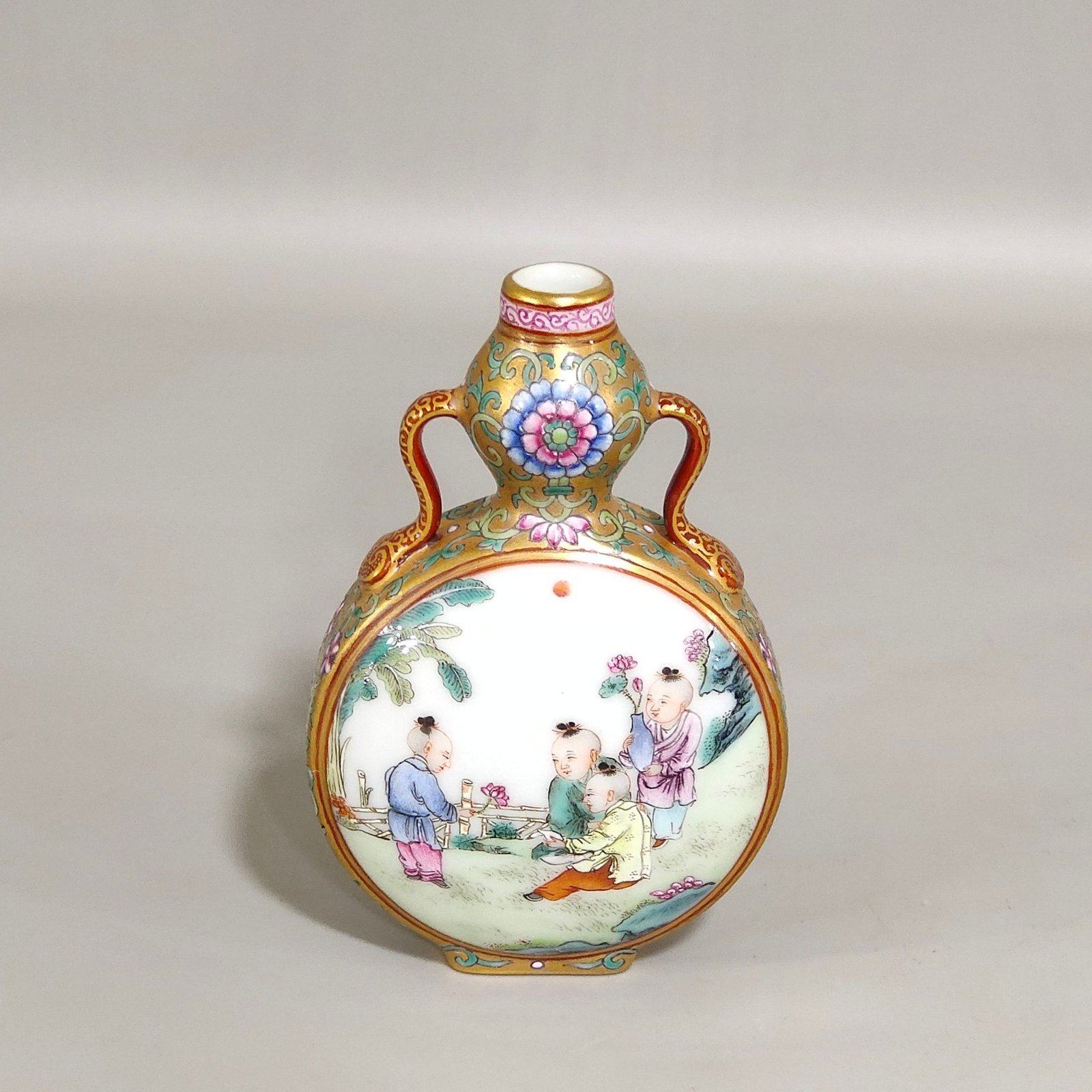 Qing Dynasty Qianlong Golden Baby Play Picture Small Ribbon Gourd