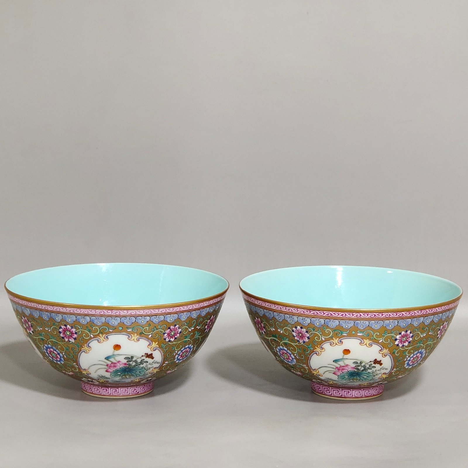 Qing Dynasty Qianlong a gold plated window opening flower inscribed bowl