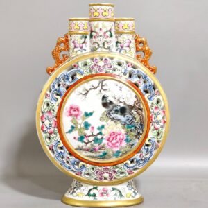 Qing Dynasty Qianlong hollow flower and bird three tube moon holding vase
