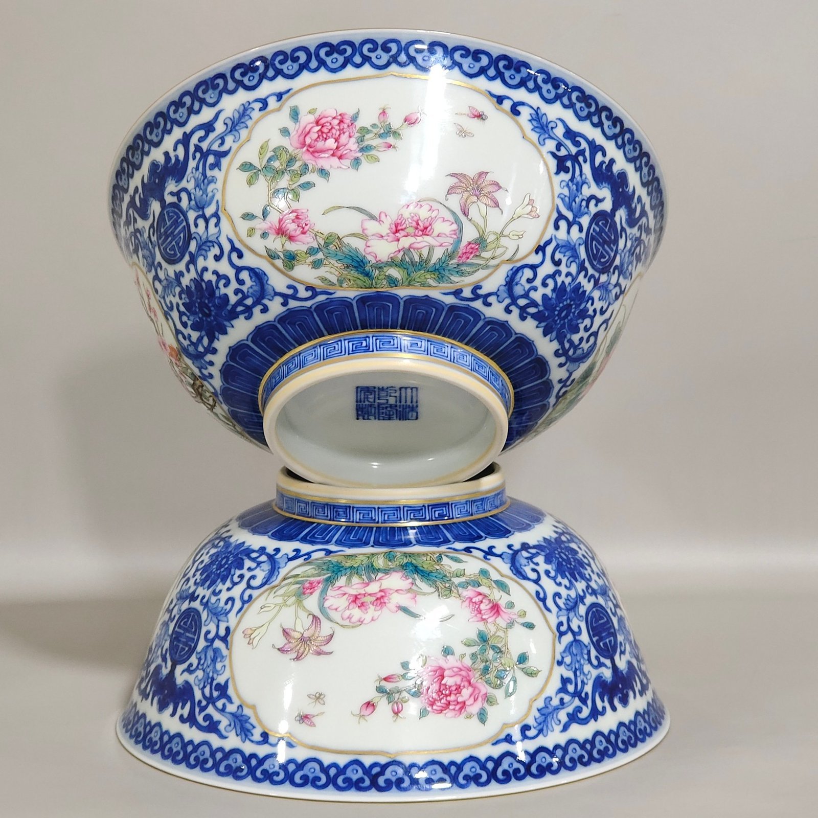 Qing Dynasty Qianlong blue and white and pastel window flower bowl