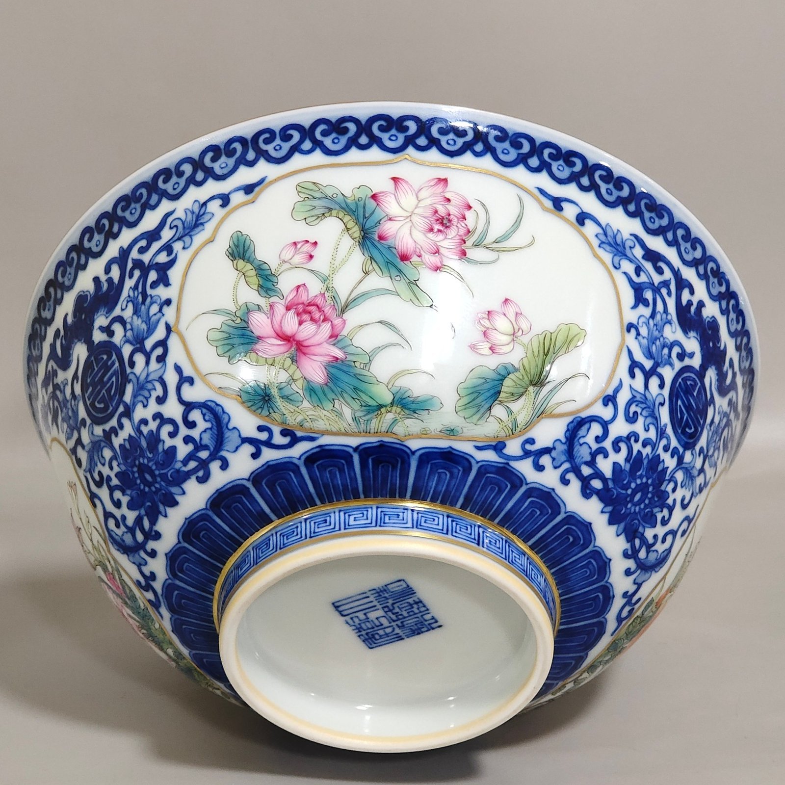 Qing Dynasty Qianlong blue and white and pastel window flower bowl
