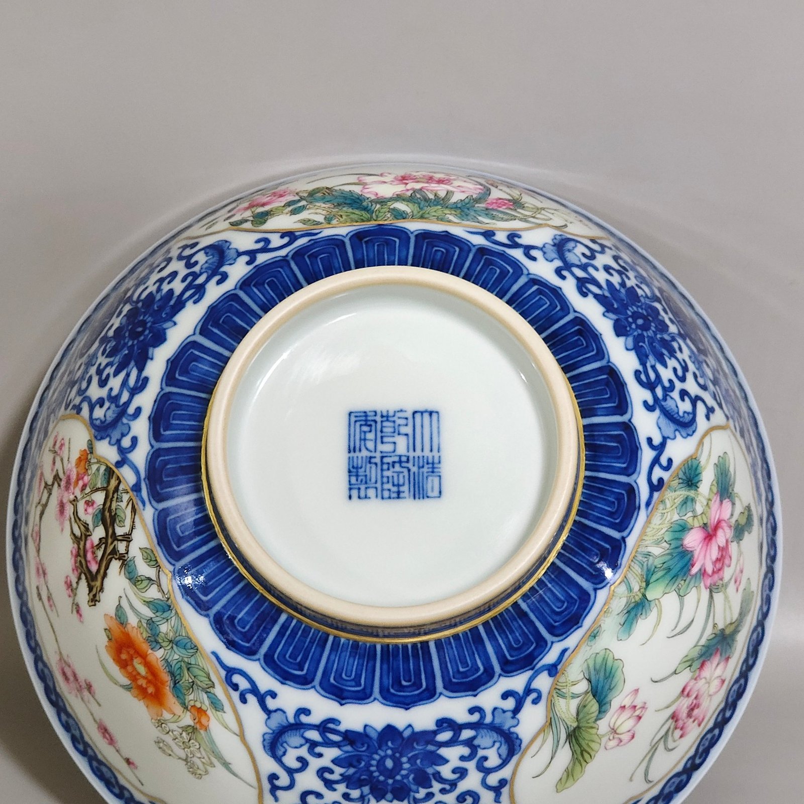 Qing Dynasty Qianlong blue and white and pastel window flower bowl