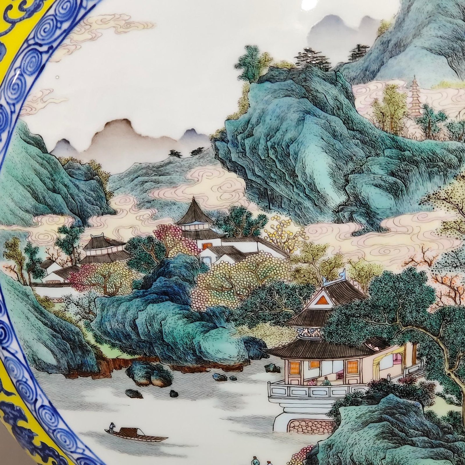 Qing Dynasty Qianlong blue and white with yellow glaze window landscape flat vase