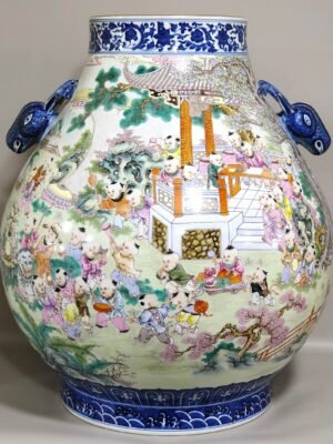 Qing Dynasty Qianlong blue and white pastel deer head statue with a picture of a hundred children