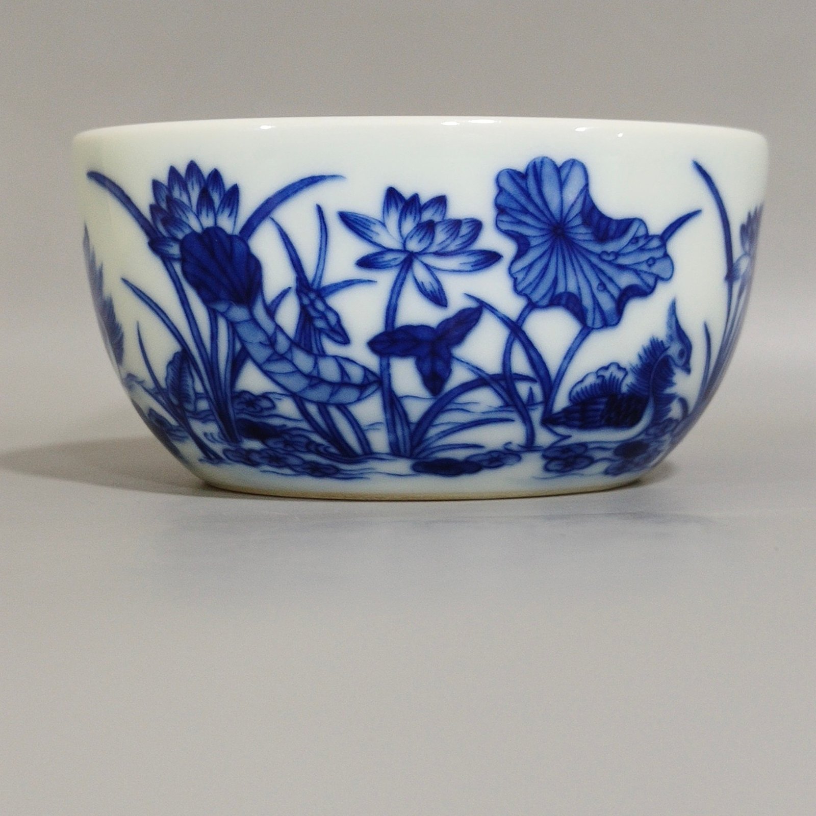Qing Dynasty Qianlong A lotus cup with mandarin ducks playing in the water