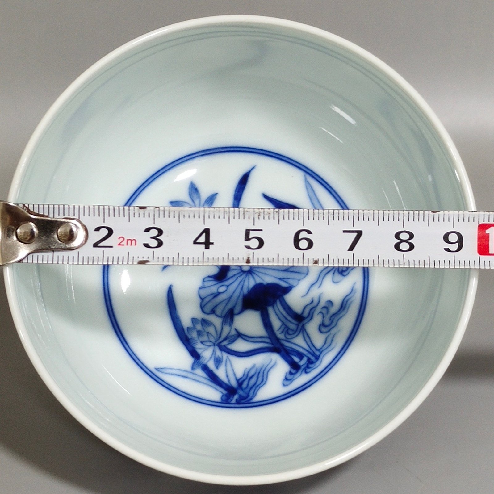 Qing Dynasty Qianlong A lotus cup with mandarin ducks playing in the water