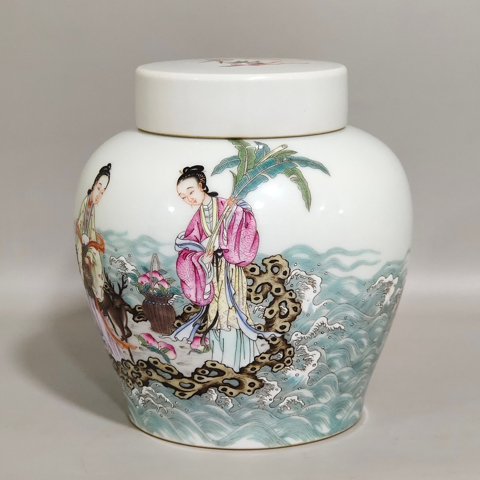 Qing Dynasty Qianlong mushroom longevity tea jar