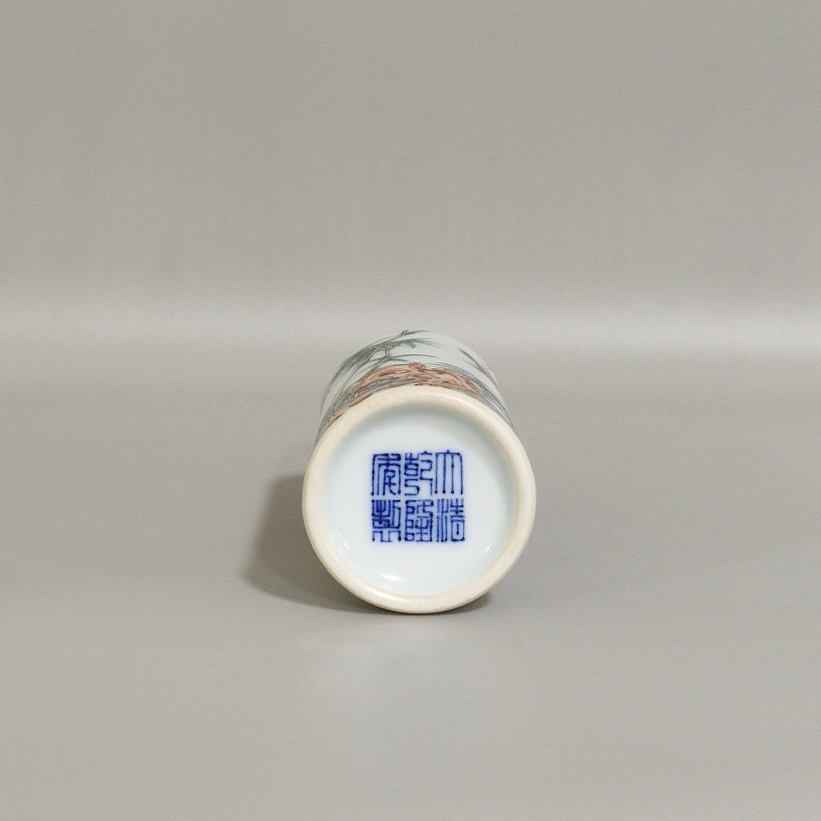 Qing Dynasty Qianlong sparrow bamboo snuff bottle
