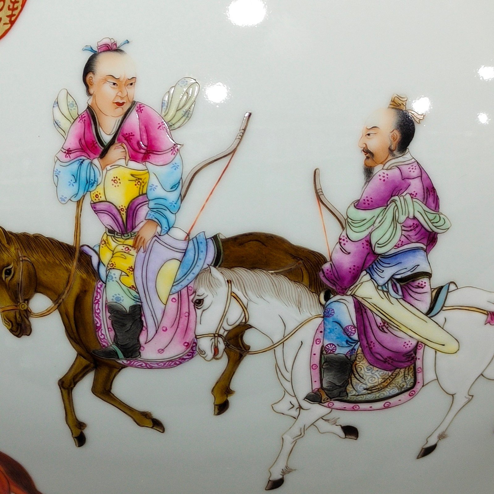 Qing Dynasty Qianlong yellow earth figure celestial vase