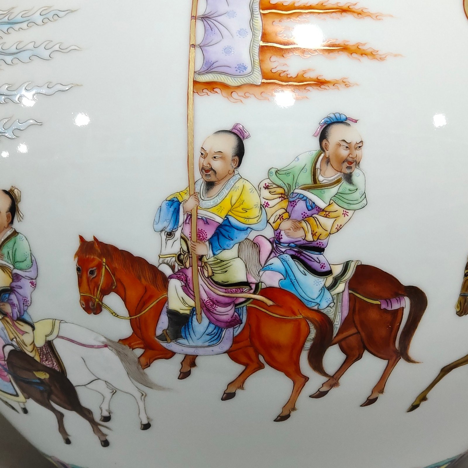 Qing Dynasty Qianlong yellow earth figure celestial vase