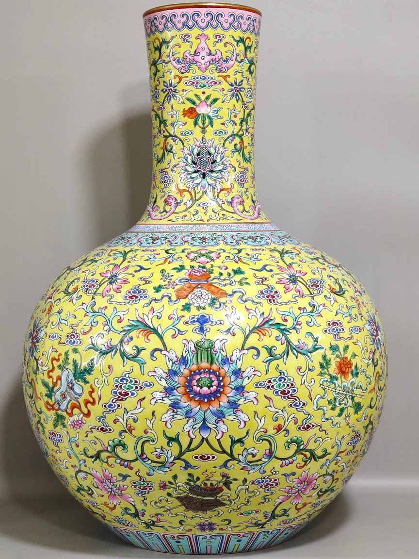 Qing Dynasty Qianlong Eight Immortals’ Celestial Ball on Yellow Ground Vase