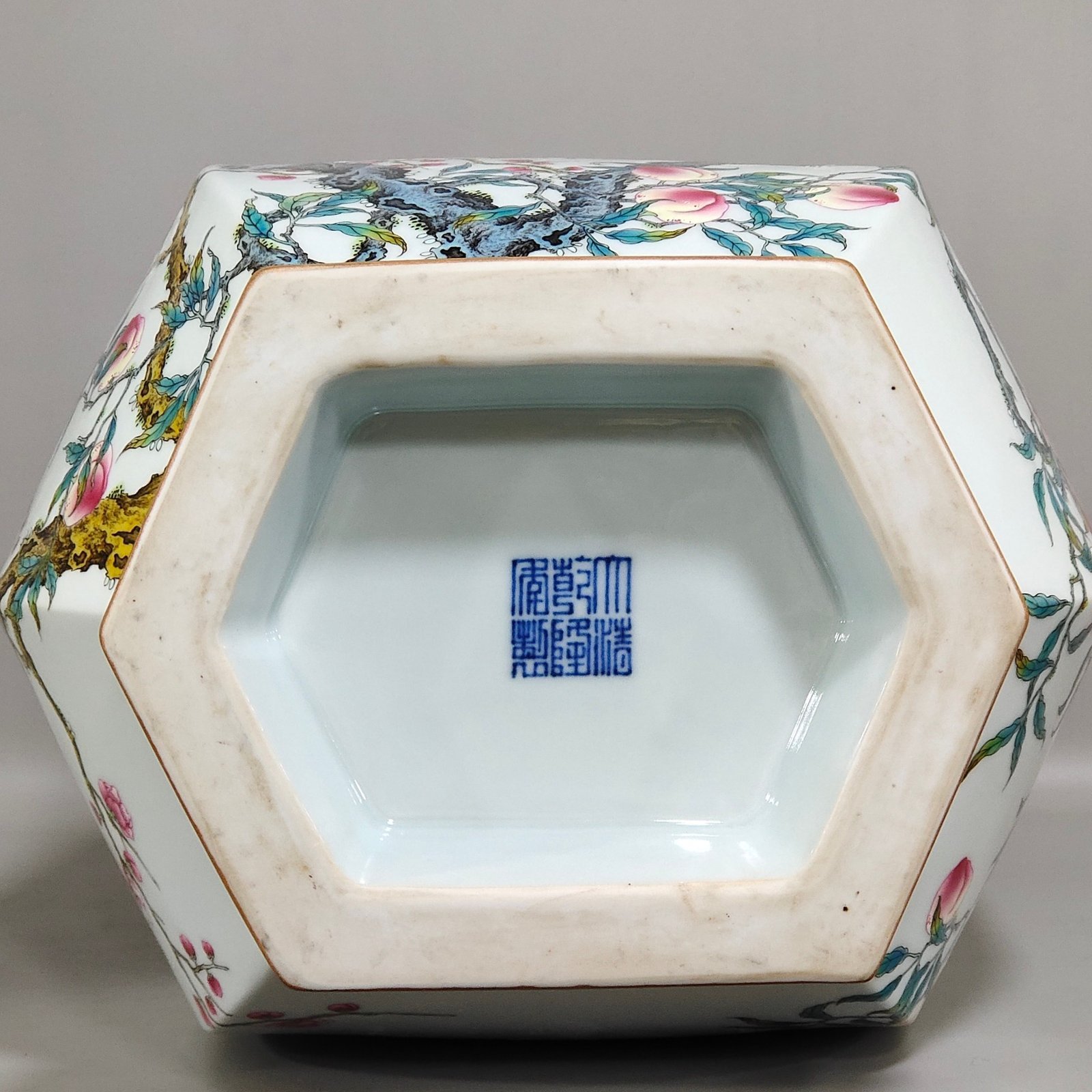 Qing Dynasty Qianlong yellow ground border plum peach congratulations six-sided amphora
