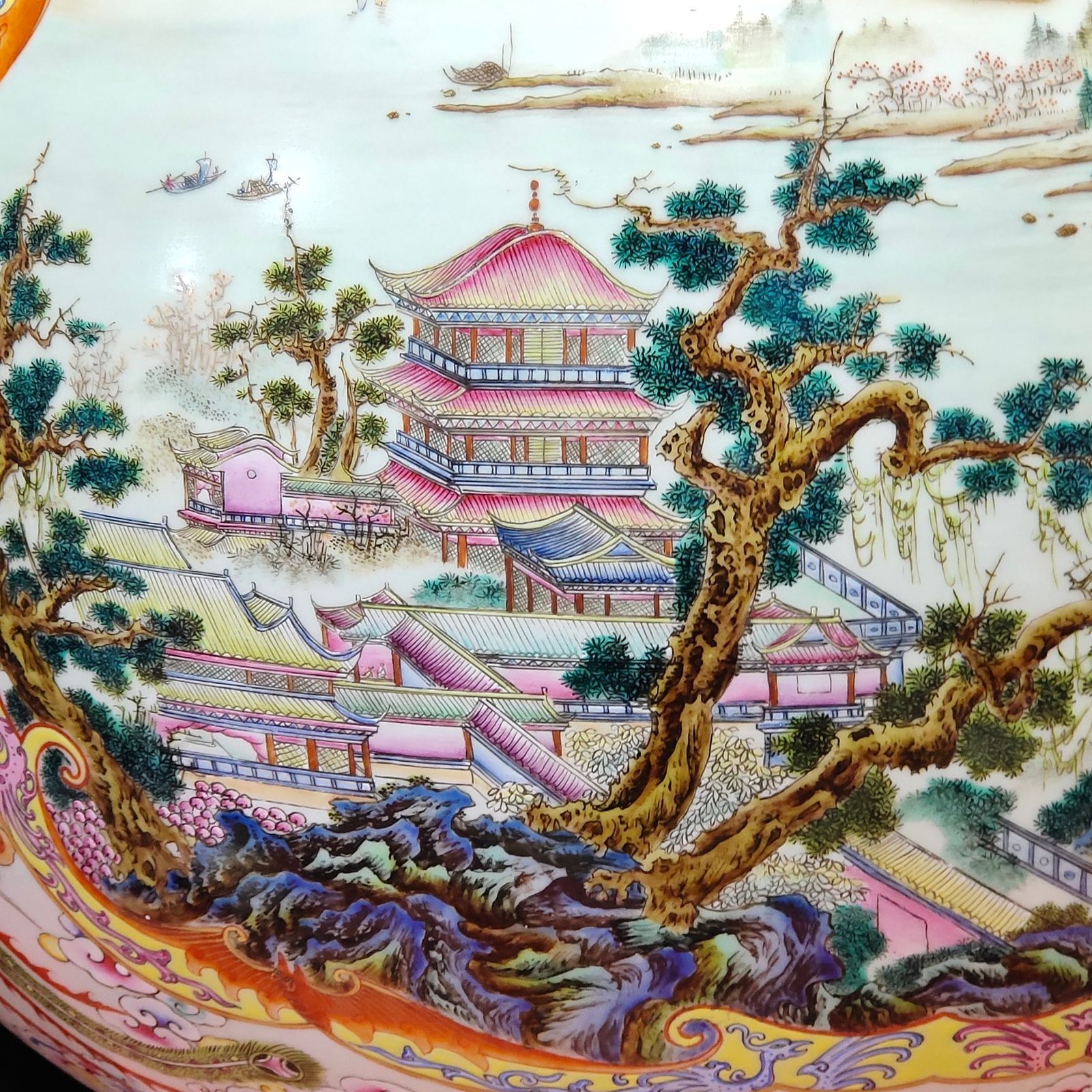 Qing Dynasty Yongzheng Tower with dragon phoenix and auspicious clouds Stork Tower
