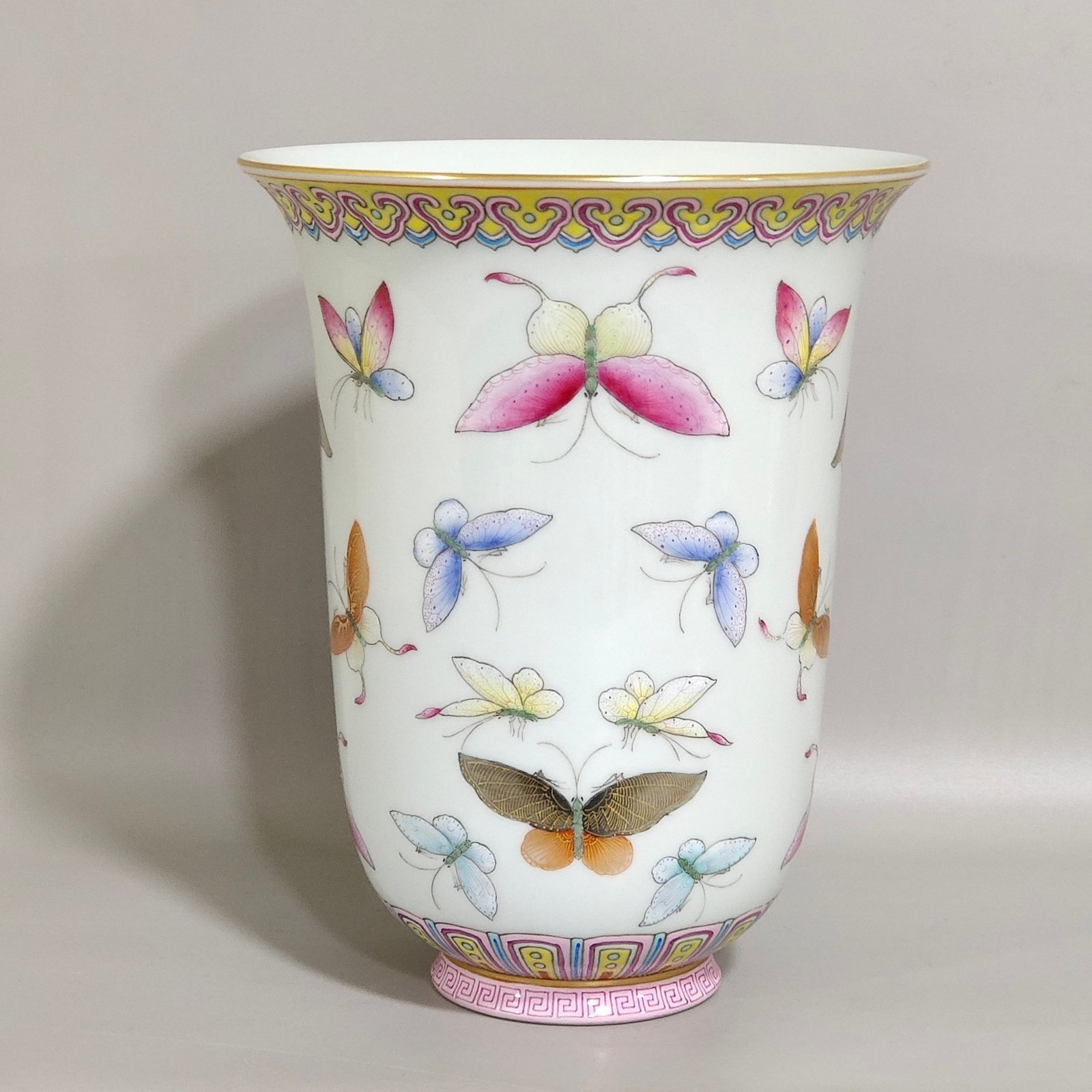 Qing Dynasty Guangxu Baidie large bell cup