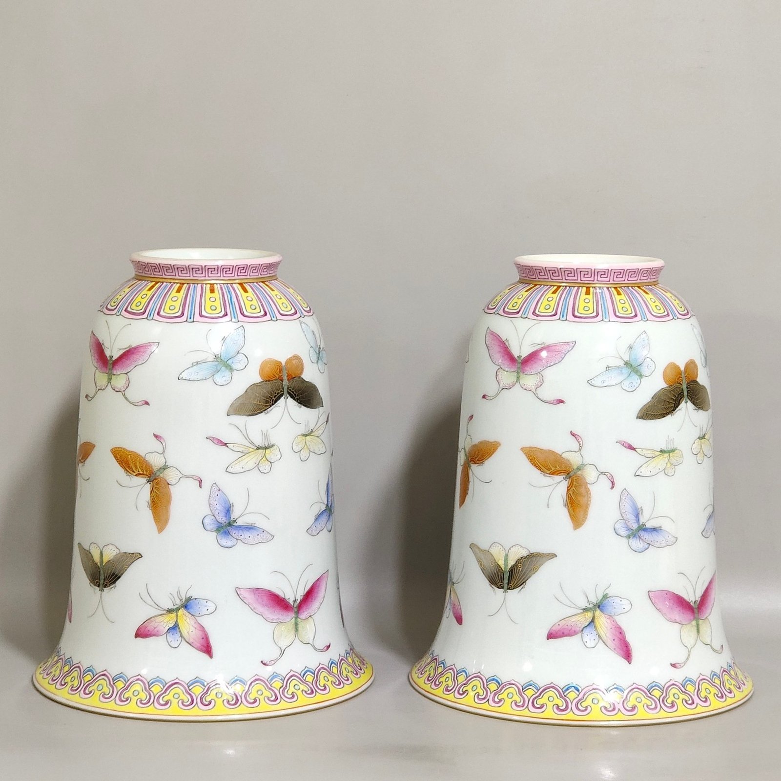 Qing Dynasty Guangxu Baidie large bell cup