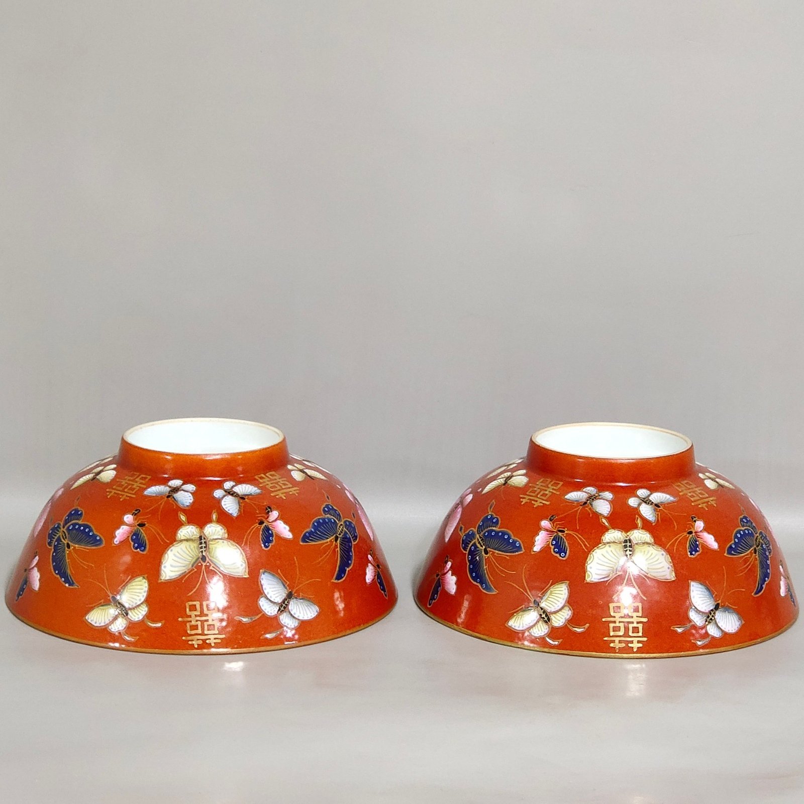 Qing Dynasty Tongzhi wedding porcelain coral red butterfly happy word bowl