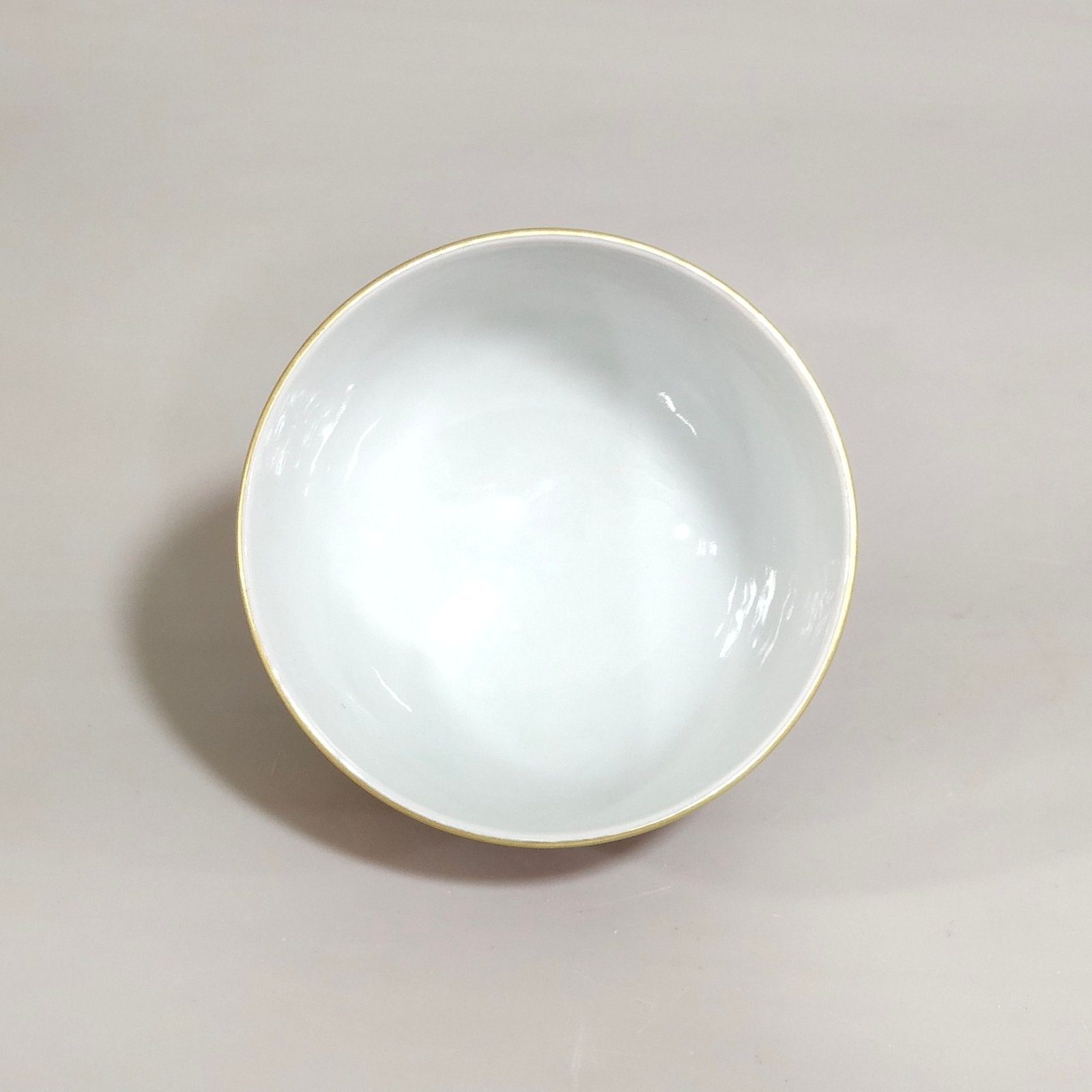 Qing Dynasty Tongzhi wedding porcelain coral red cup with gold inscription