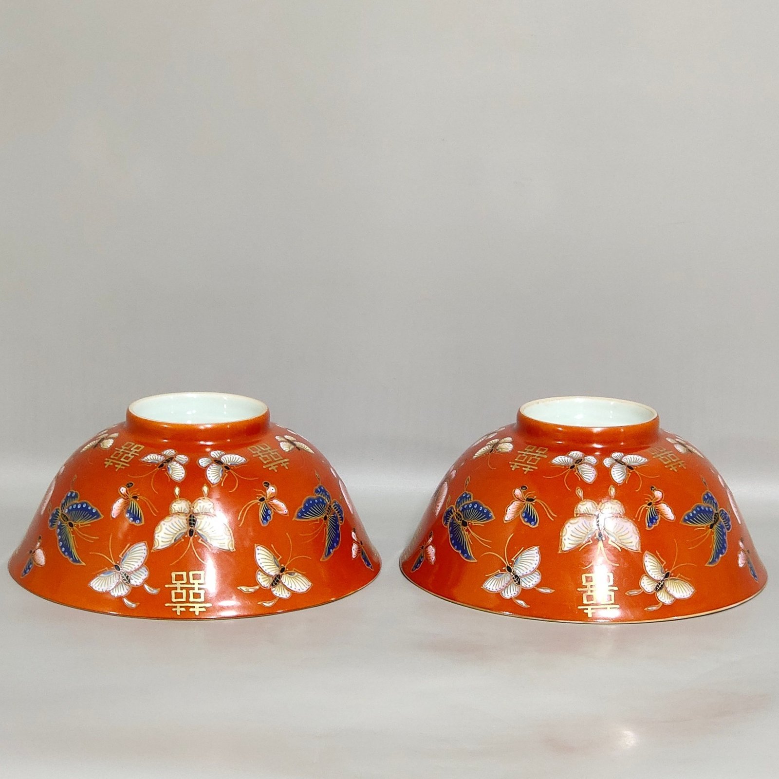 Qing Dynasty Tongzhi wedding porcelain coral red butterfly wedding bowl