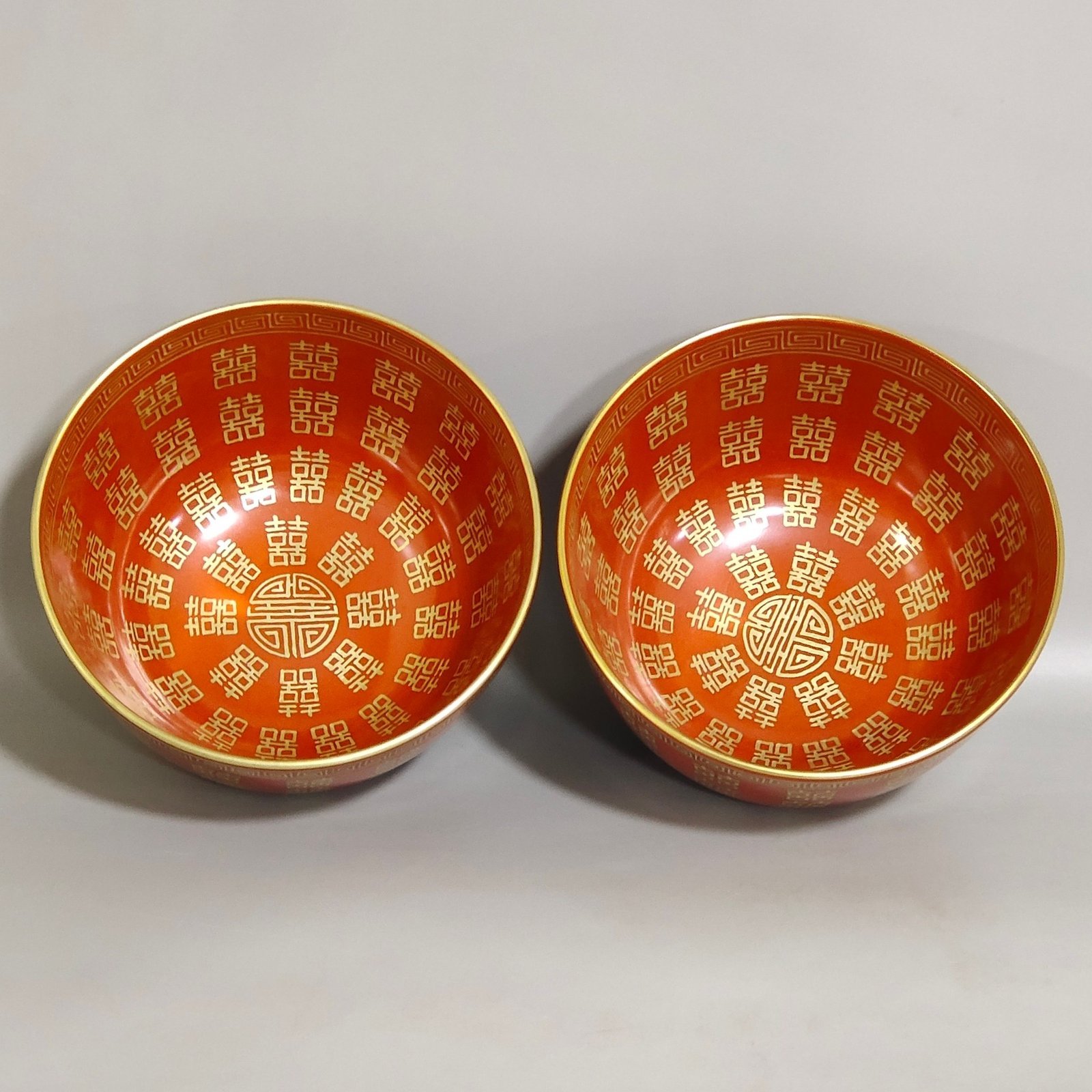 Qing Dynasty Tongzhi Yanxi Tonghe wedding porcelain coral red bowl with gold characters