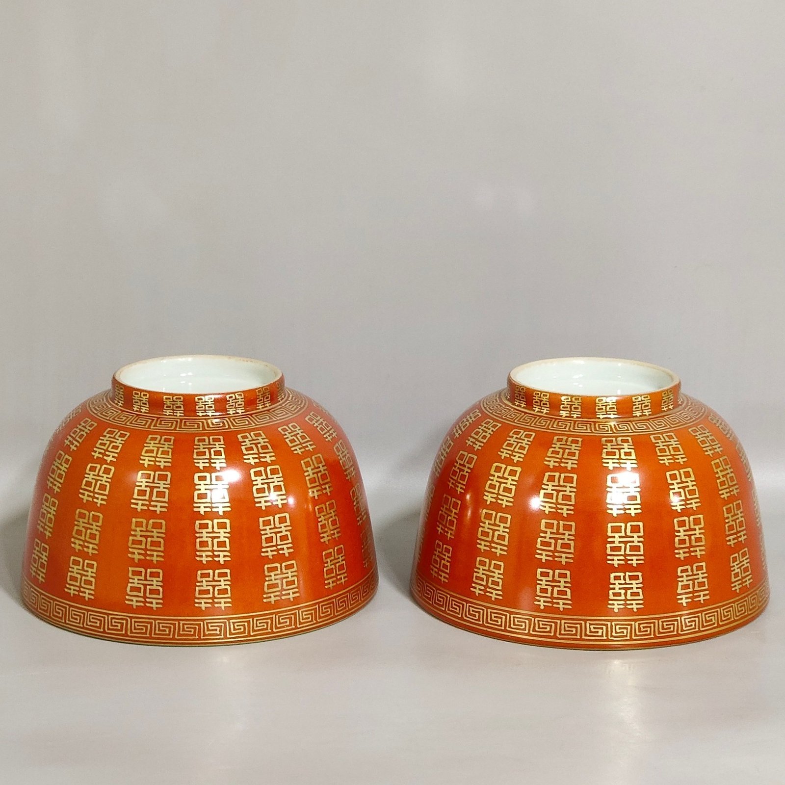 Qing Dynasty Tongzhi Yanxi Tonghe wedding porcelain coral red bowl with gold characters