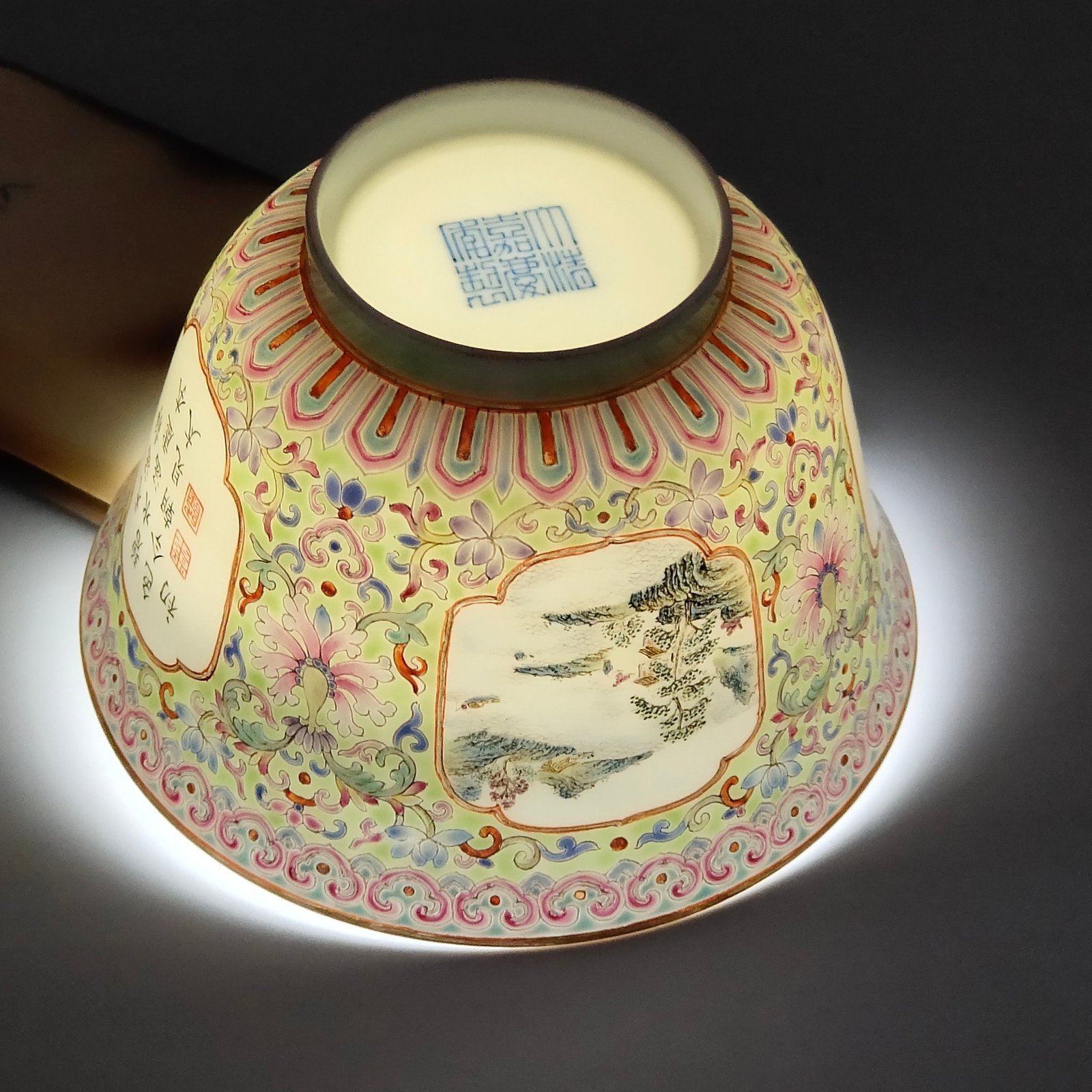 Qing Dynasty Jiaqing thin green space window opening landscape poem small bowl
