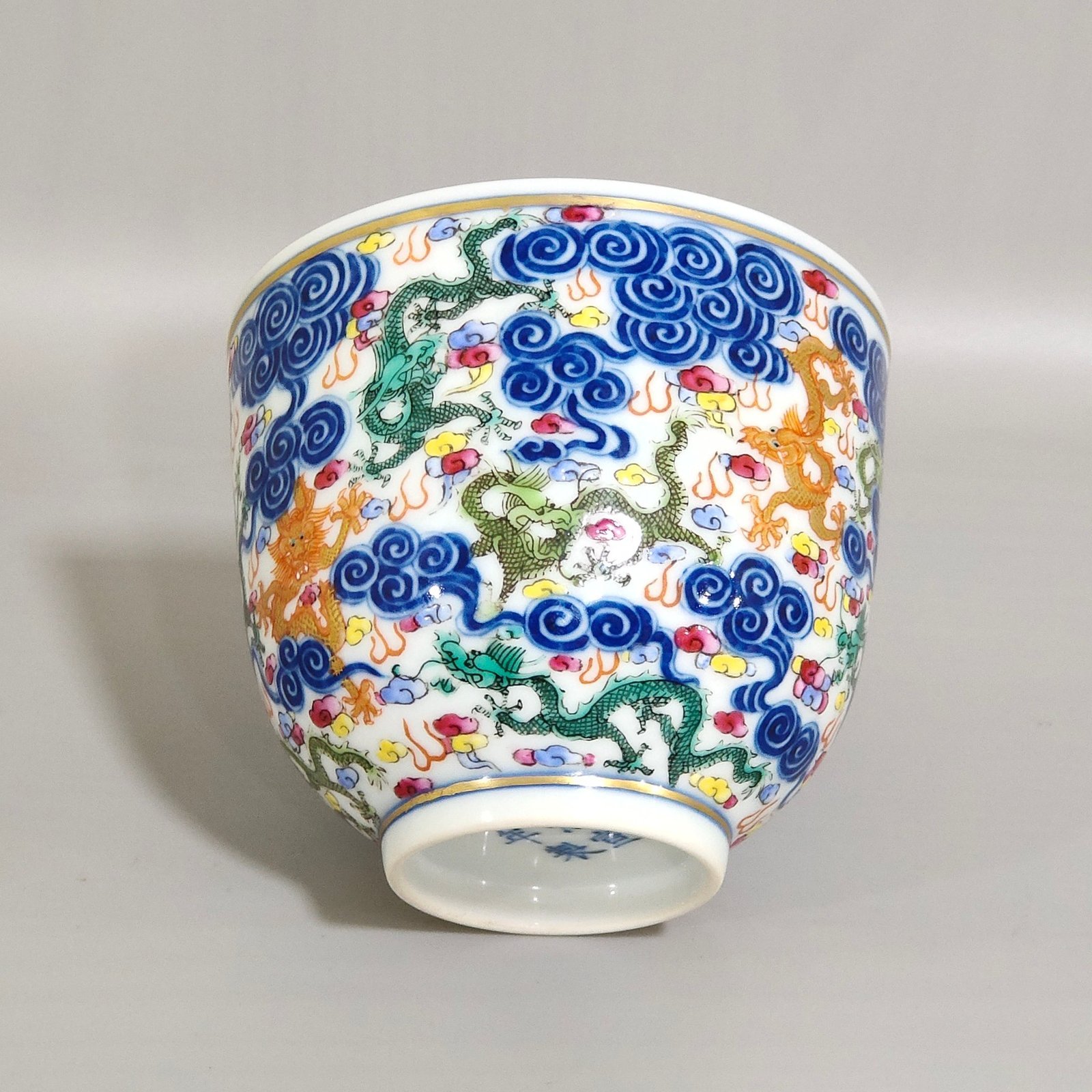 Qing Dynasty Xianfeng doucai dragon cup