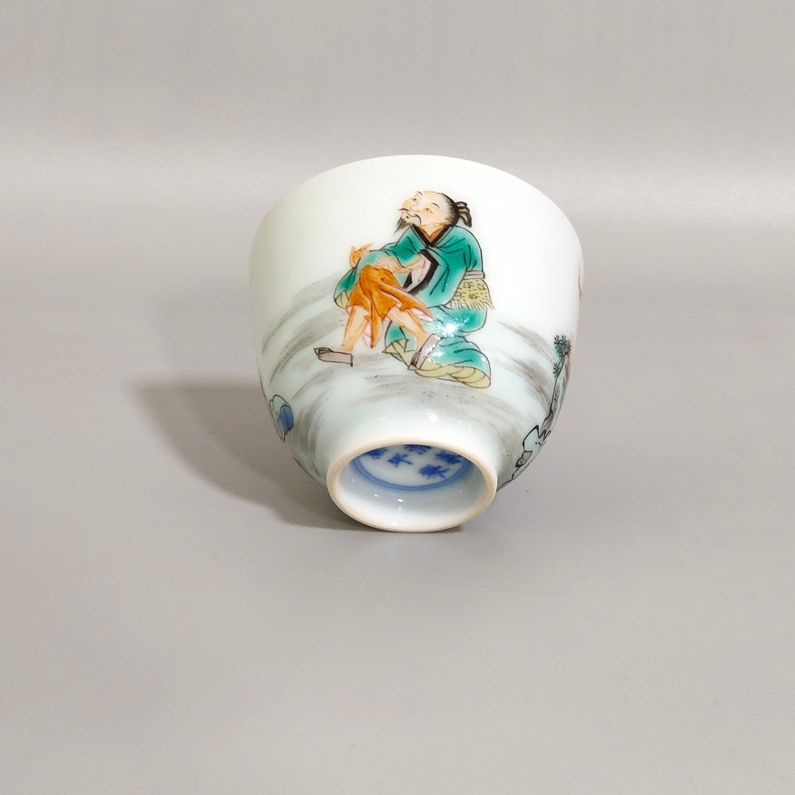 Qing Dynasty Kangxi character story cup