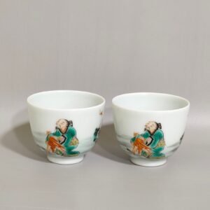 Qing Dynasty Kangxi character story cup
