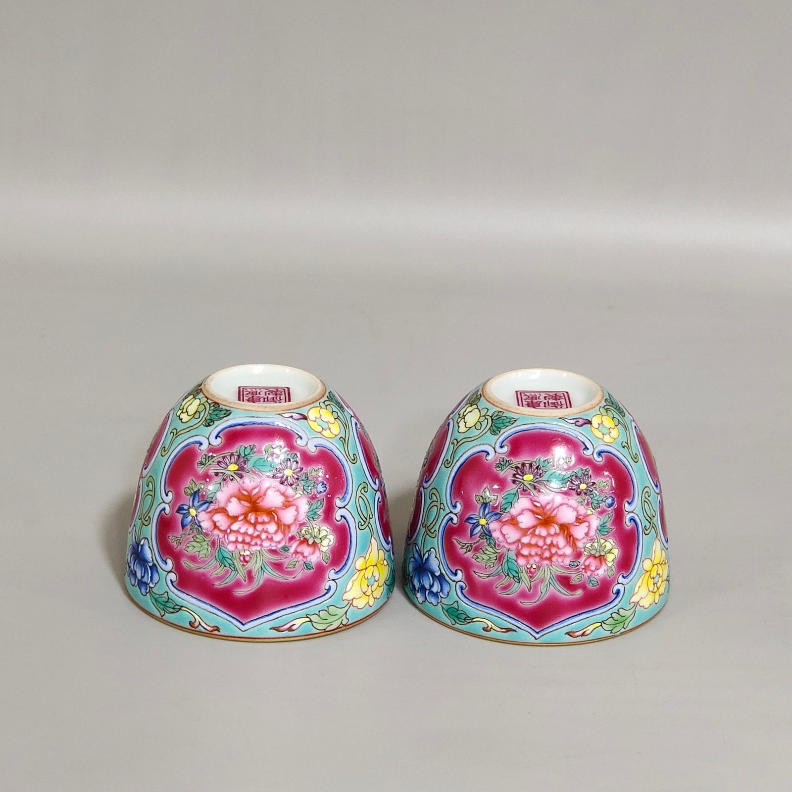 Qing Dynasty Kangxi Imperial flower cup