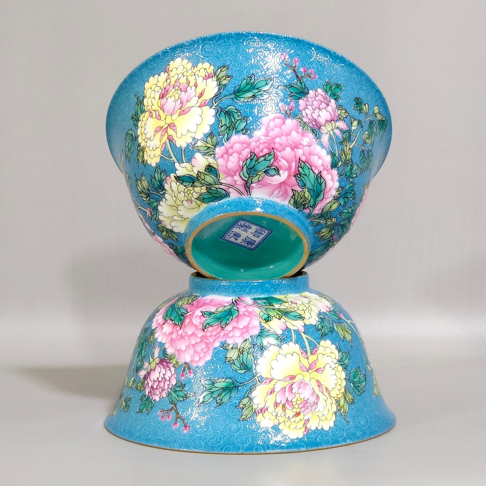 Qing Dynasty Kangxi Zadao Peony Blossom Wealth Bowl