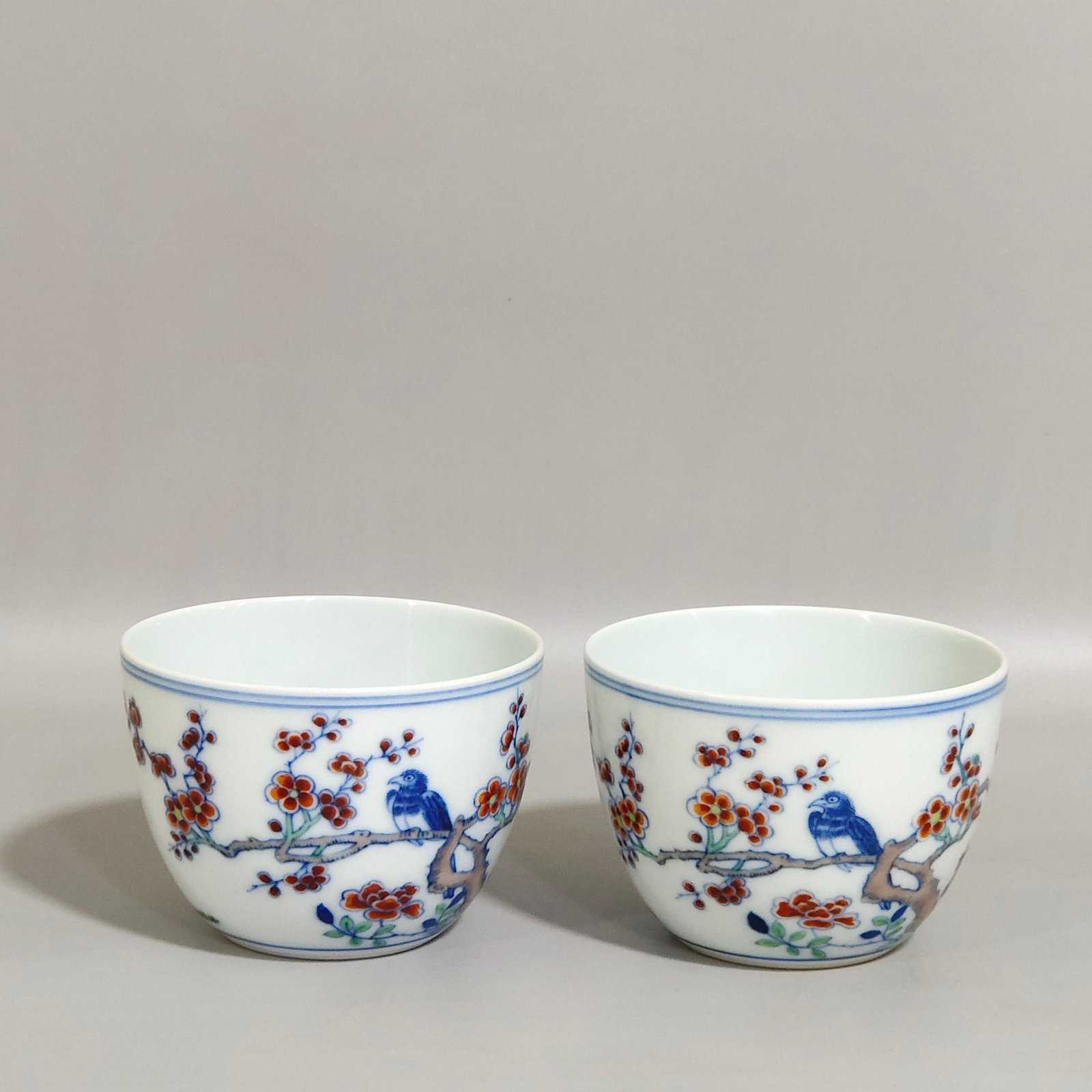 Qing Dynasty Kangxi Doucai Sixidengmei Figure lying-foot cup