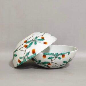 Qing Dynasty Kangxi wolfberry flower branch tea ball