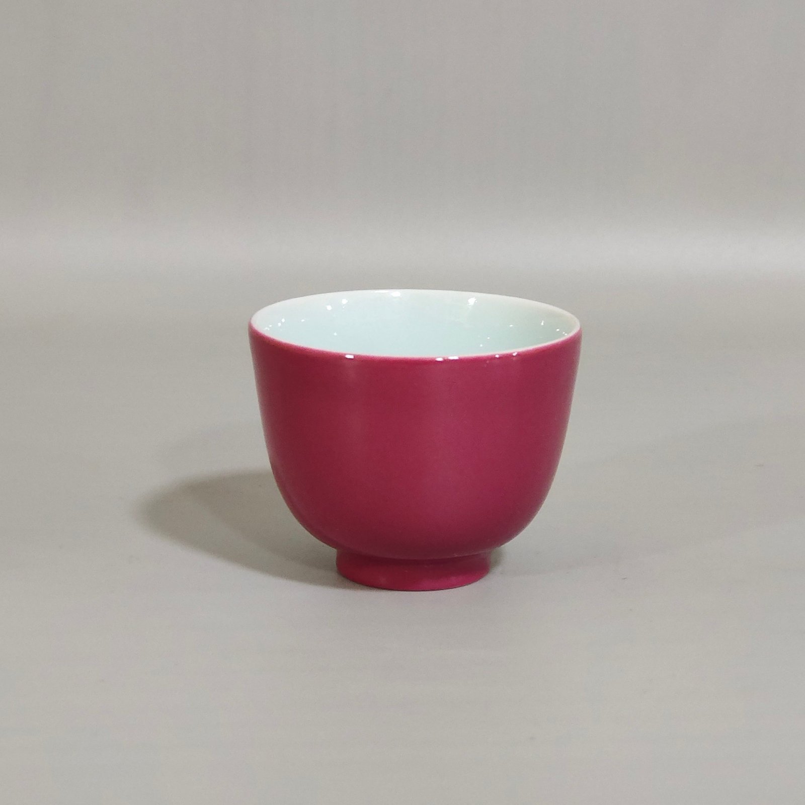 Qing Dynasty Kangxi rouge red cup