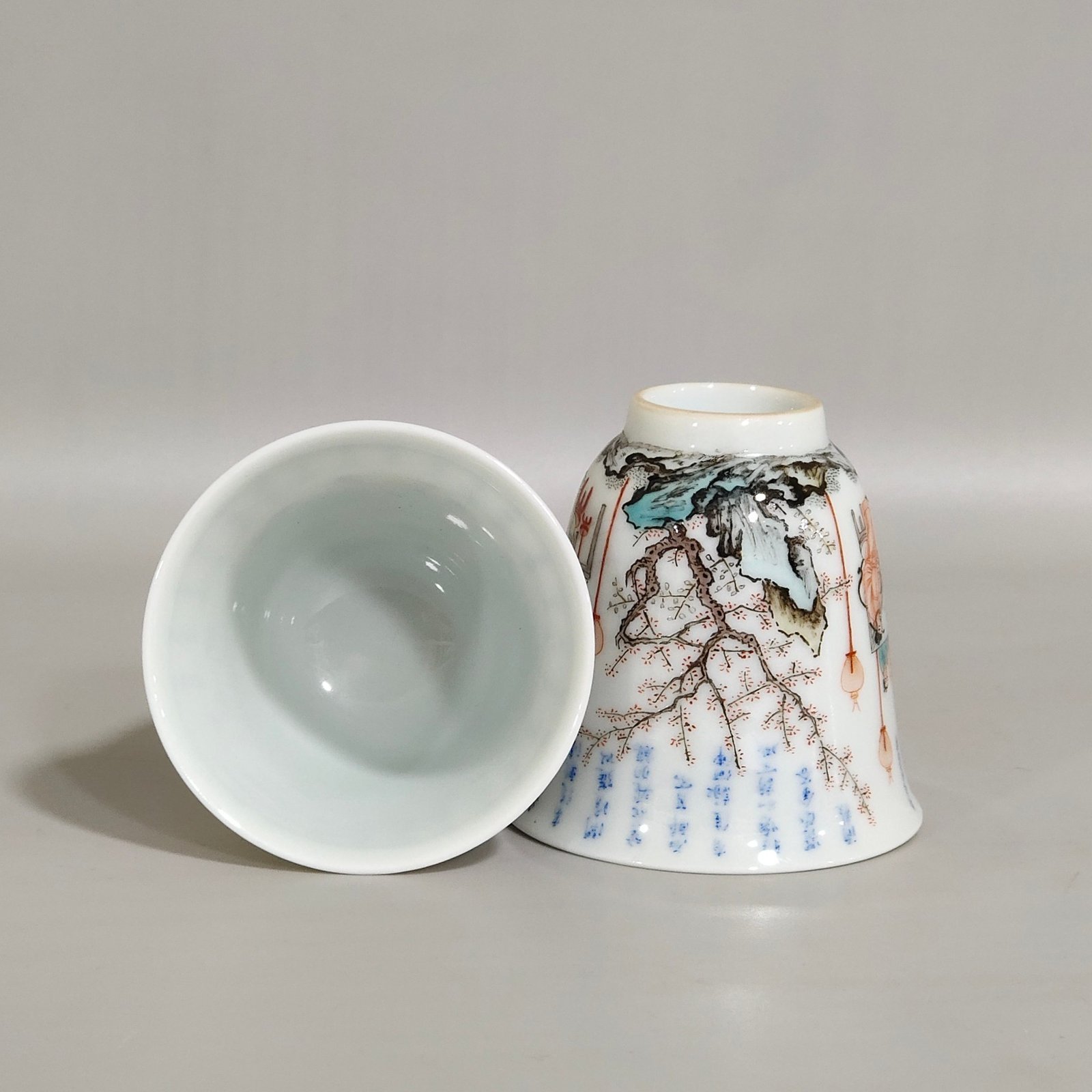 Qing Dynasty Kangxi blue and white colorful spring night bell cup