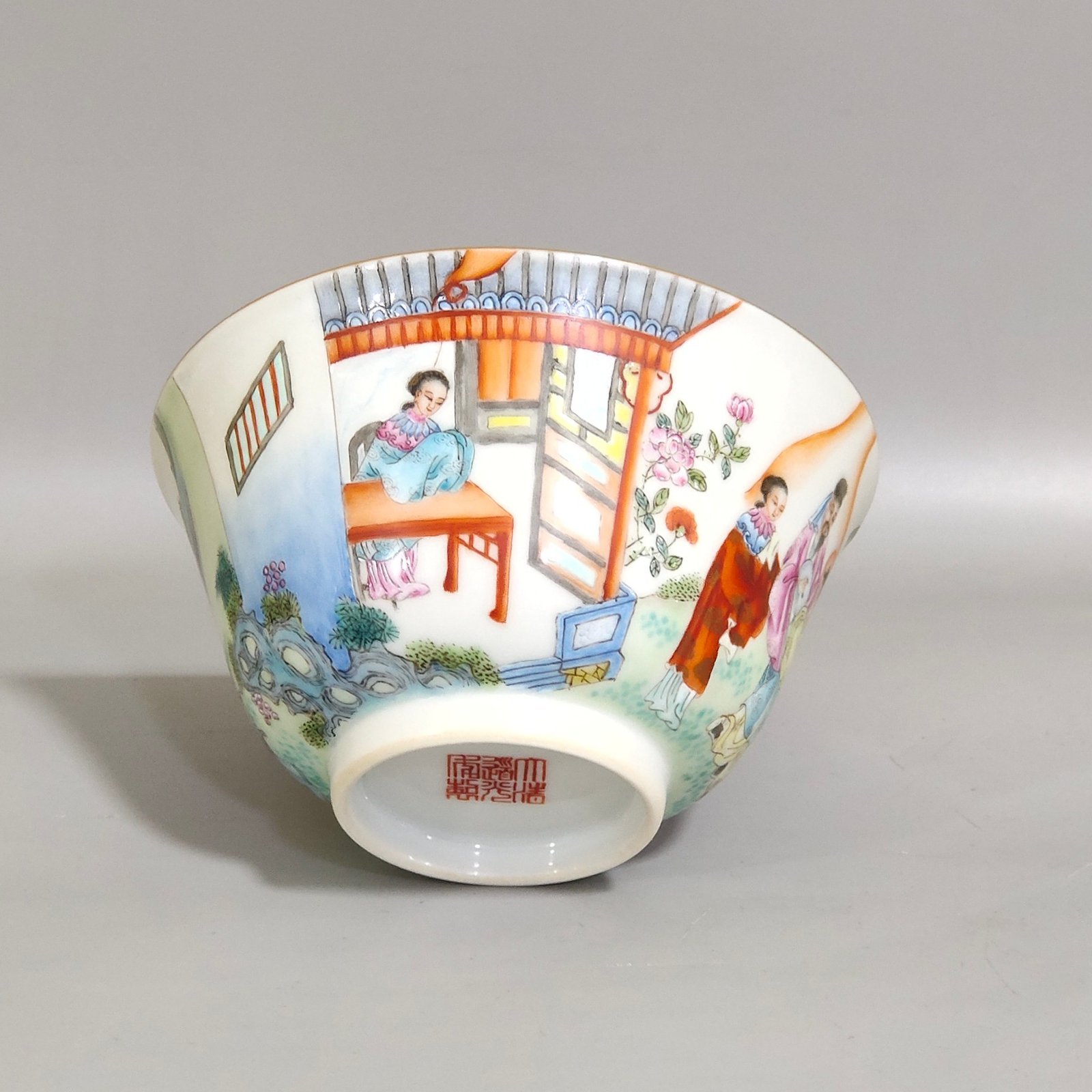 Qing Dynasty Daoguang character story cup