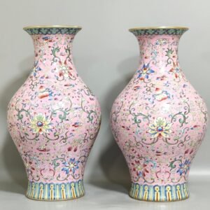 Qing Dynasty Daoguang Fendi Auspicious Eight Treasures Vase