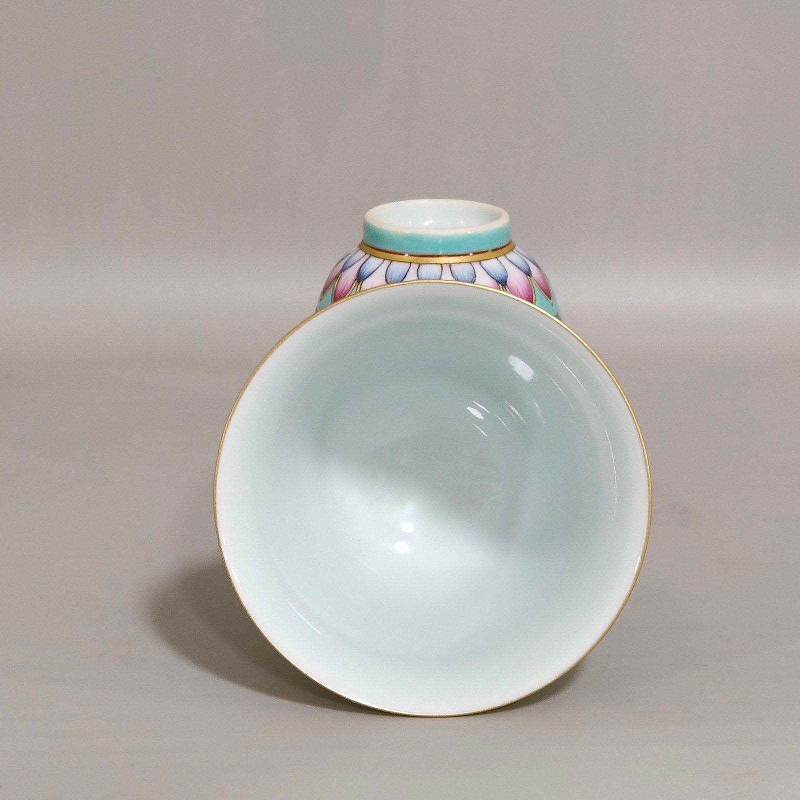 Qing Dynasty Daoguang Greenland Fortune and Longevity Bell Cup