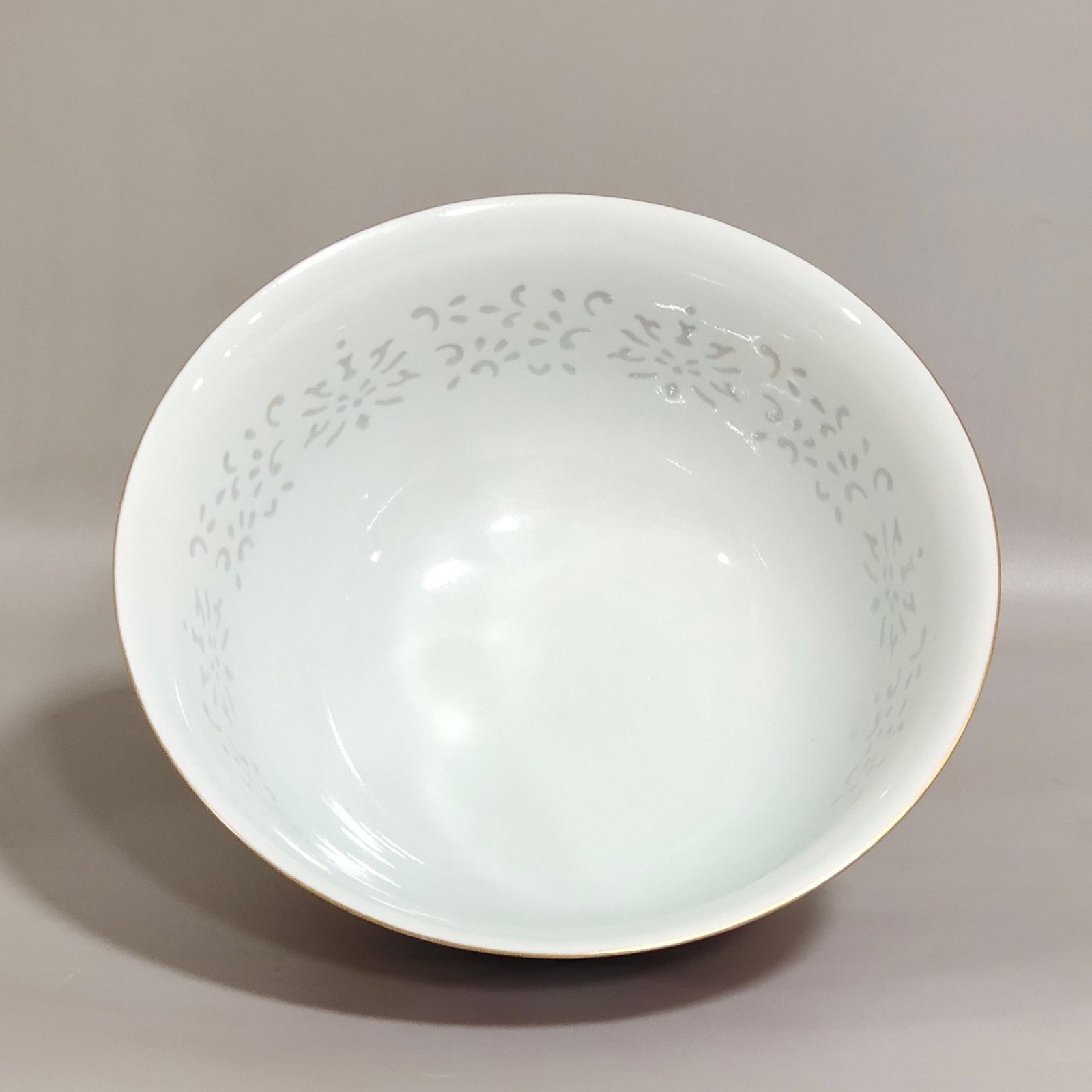Qing Dynasty Daoguang rouge red floral bowl