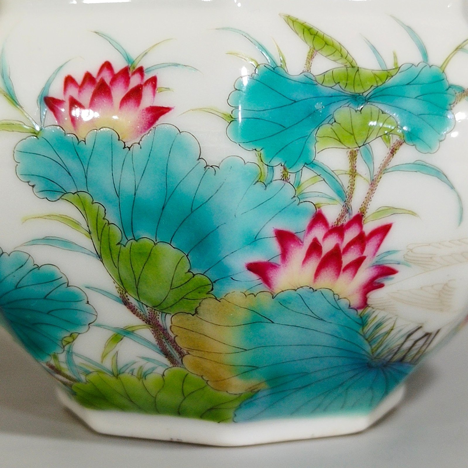 Qing Dynasty Yongzheng Bafang small vat