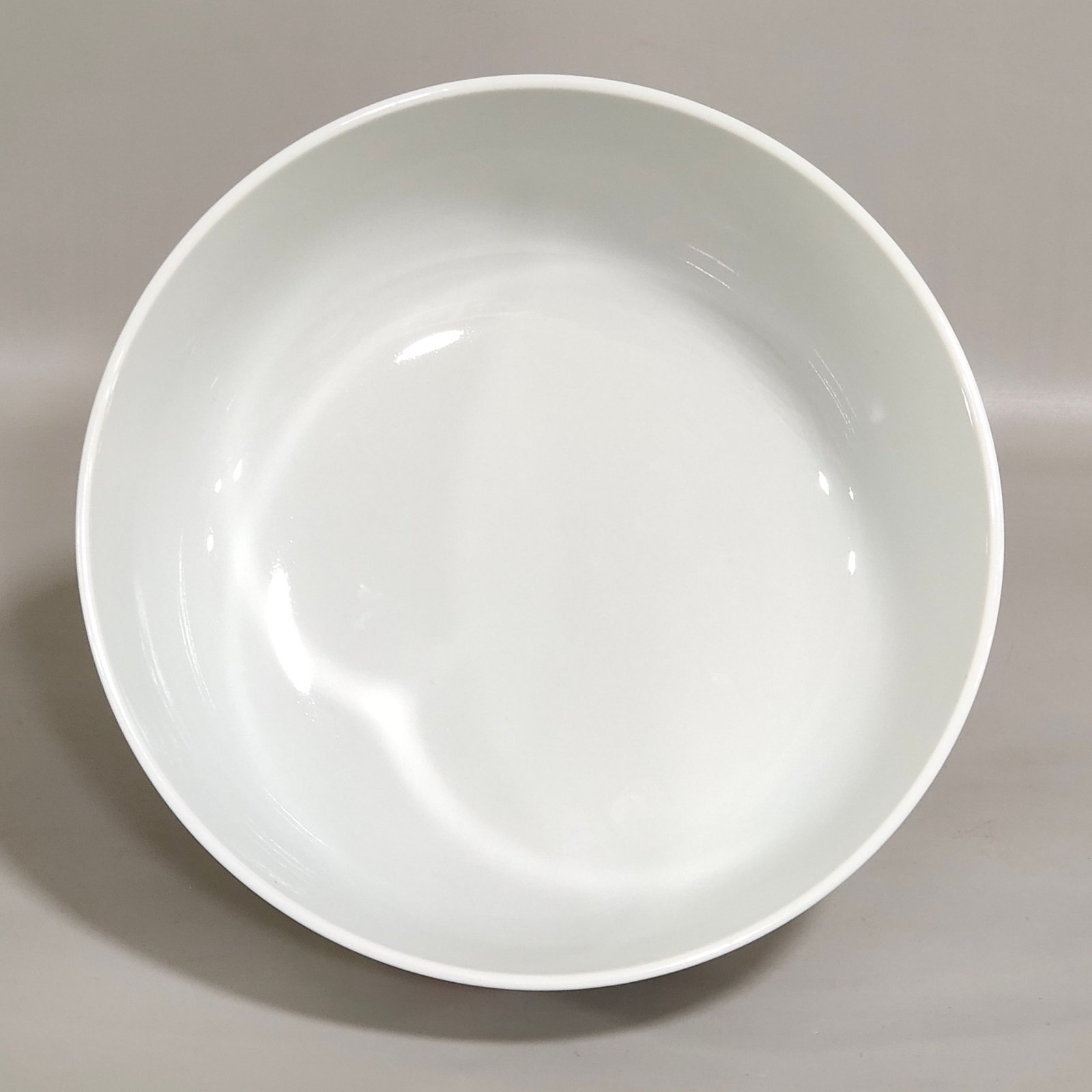 Qing Dynasty Yongzheng Sanduo butterfly bowl