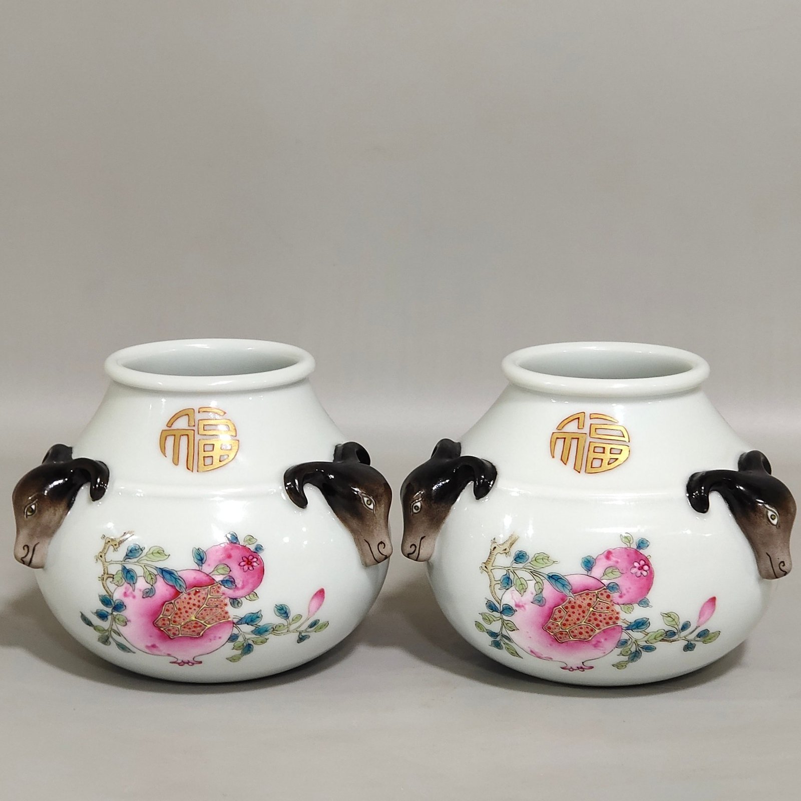 Qing Dynasty Yongzheng Sanyang Kaitai Sanduo water bowl