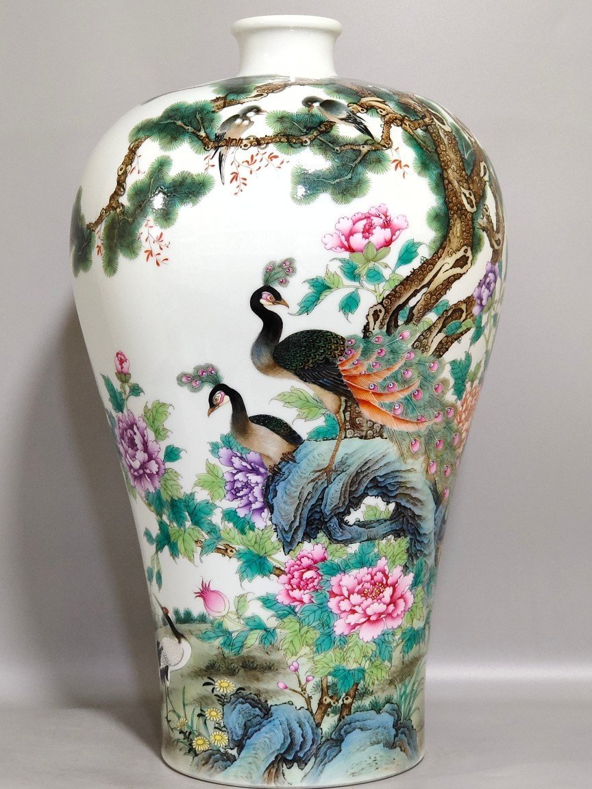 Qing Dynasty Yongzheng Five Lun Tu poems on the plum vase