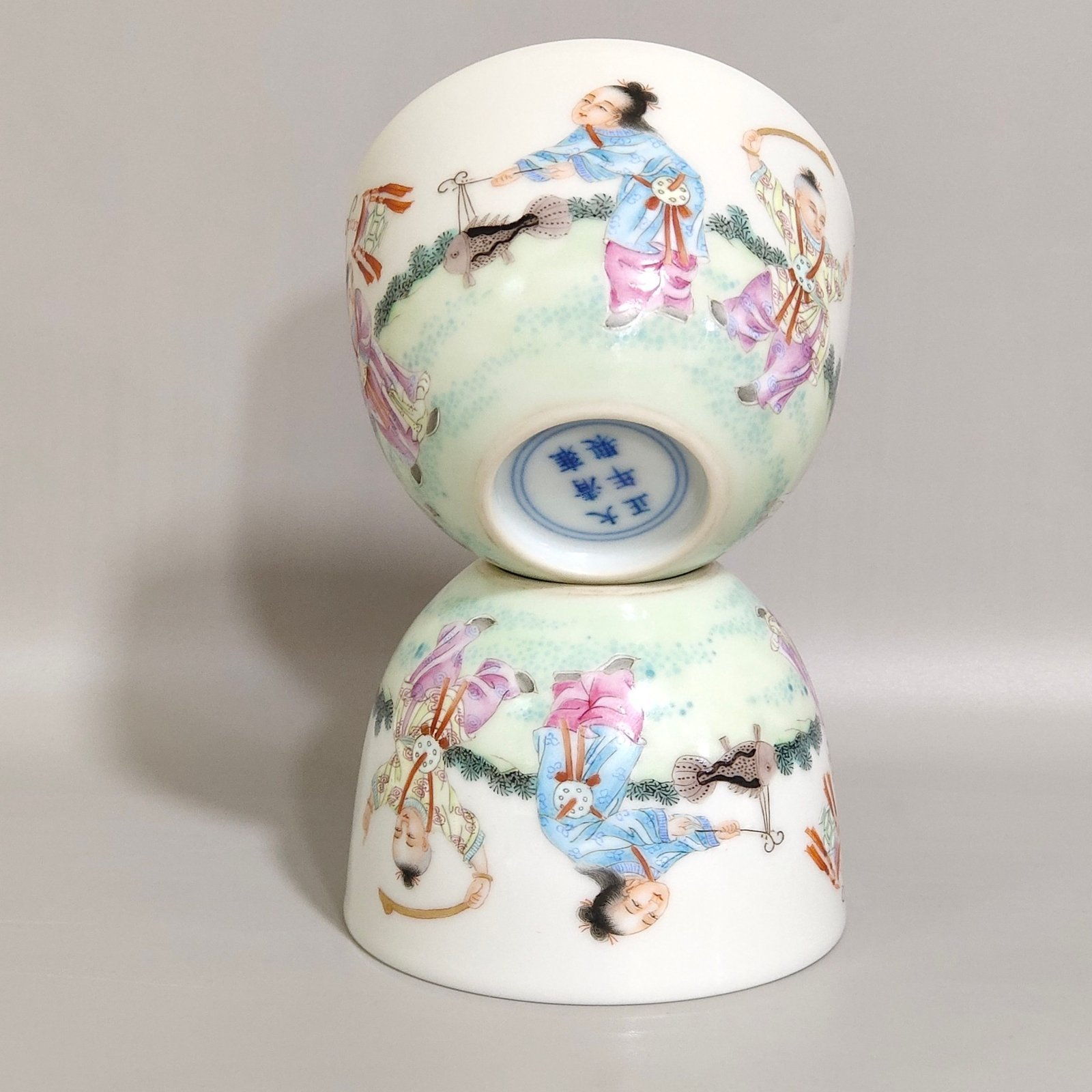Qing Dynasty Yongzheng Wuzi Dengke Cup