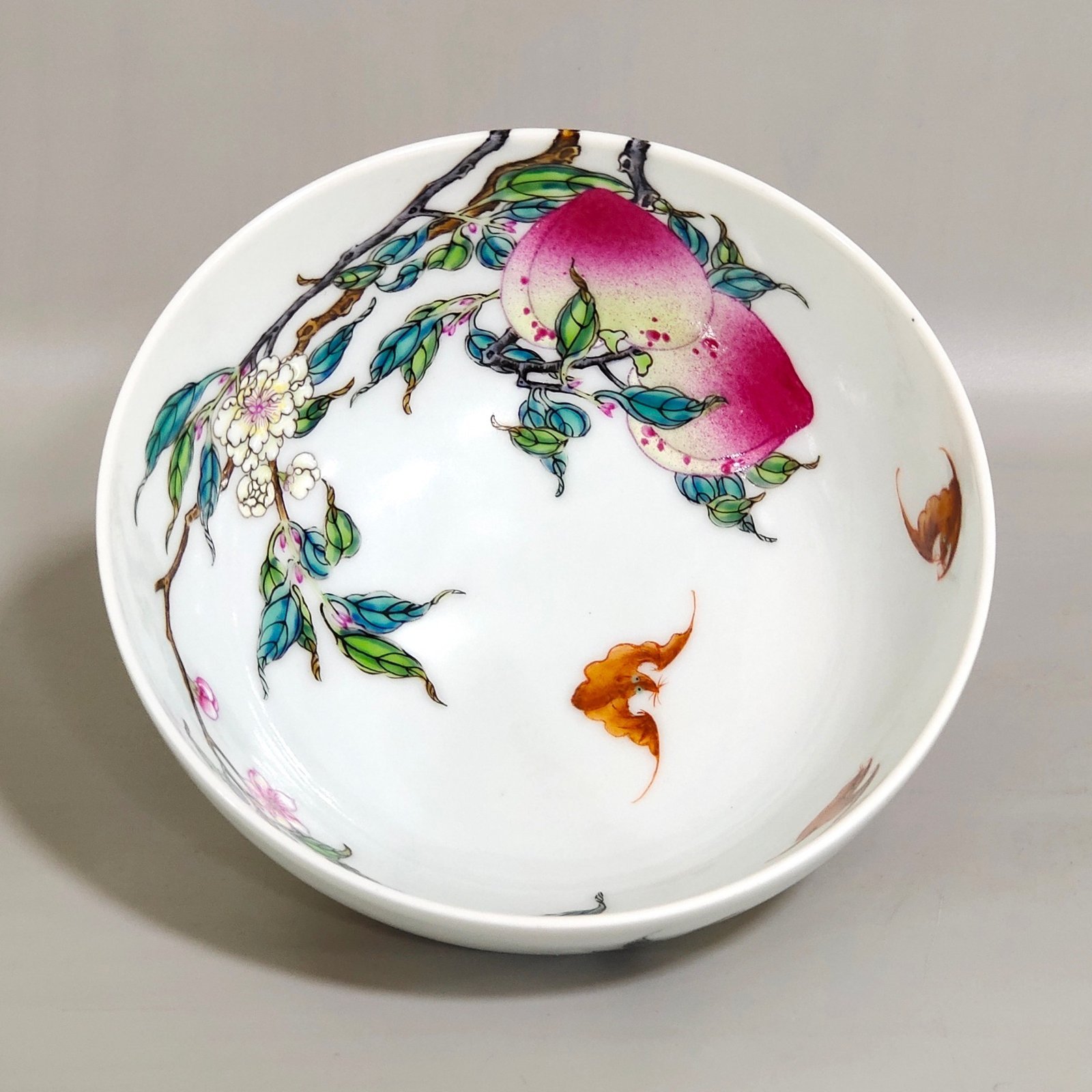 Qing Dynasty Yongzheng Five Blessings and Six Peach Bowl