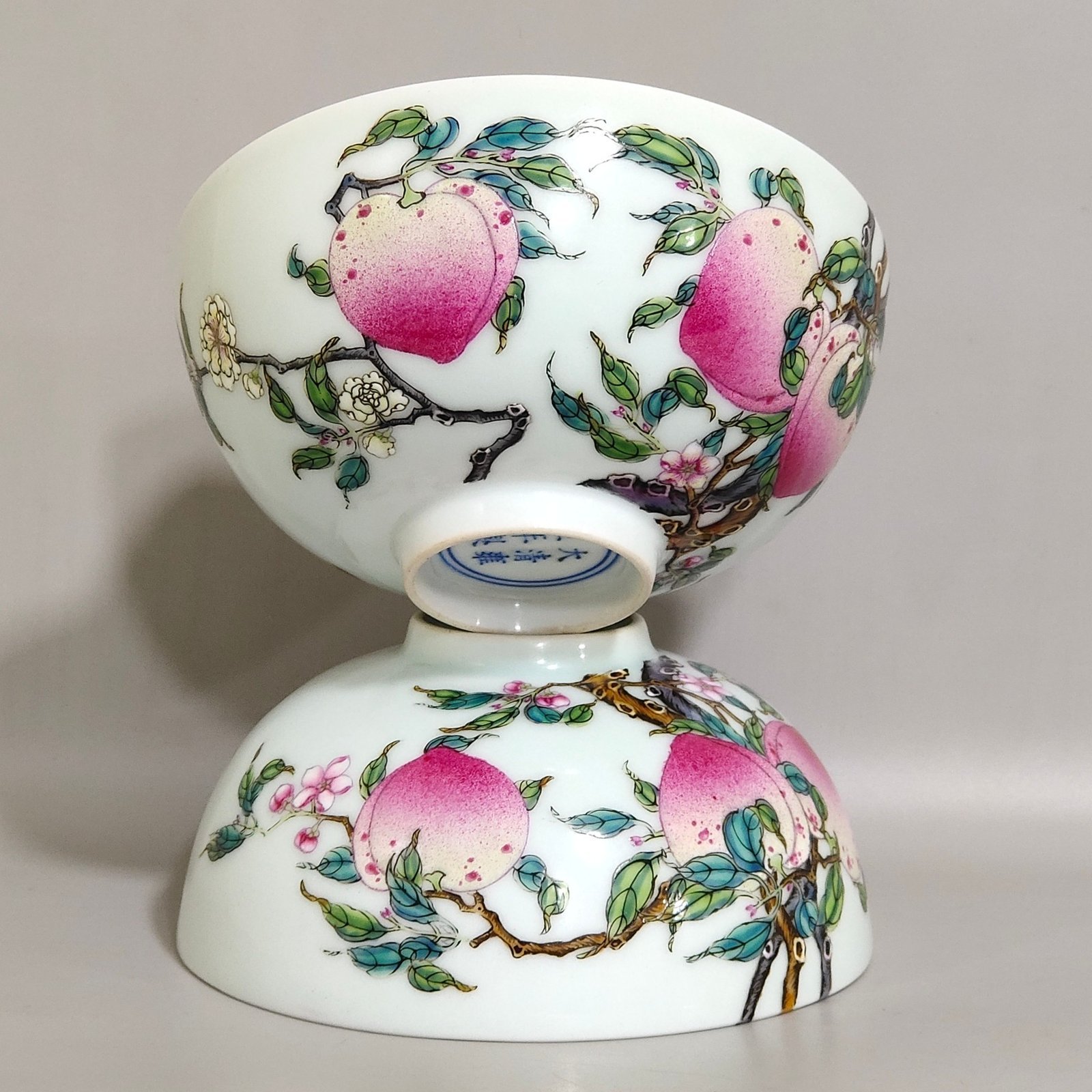 Qing Dynasty Yongzheng Five Blessings and Six Peach Bowl