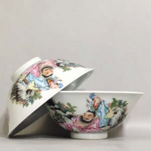 Qing Dynasty Yongzheng figure three immortals bamboo leaf bowl