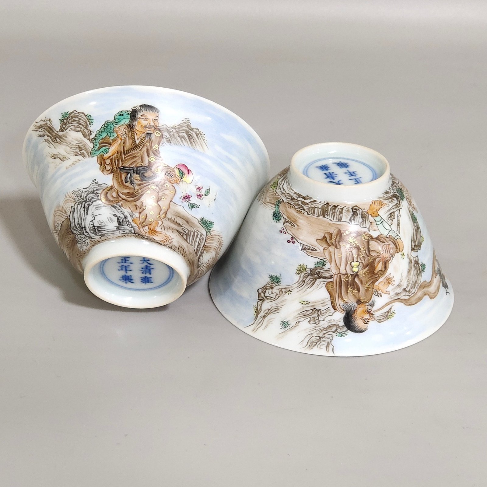Qing Dynasty Yongzheng figure’s two immortals secretly mean cup
