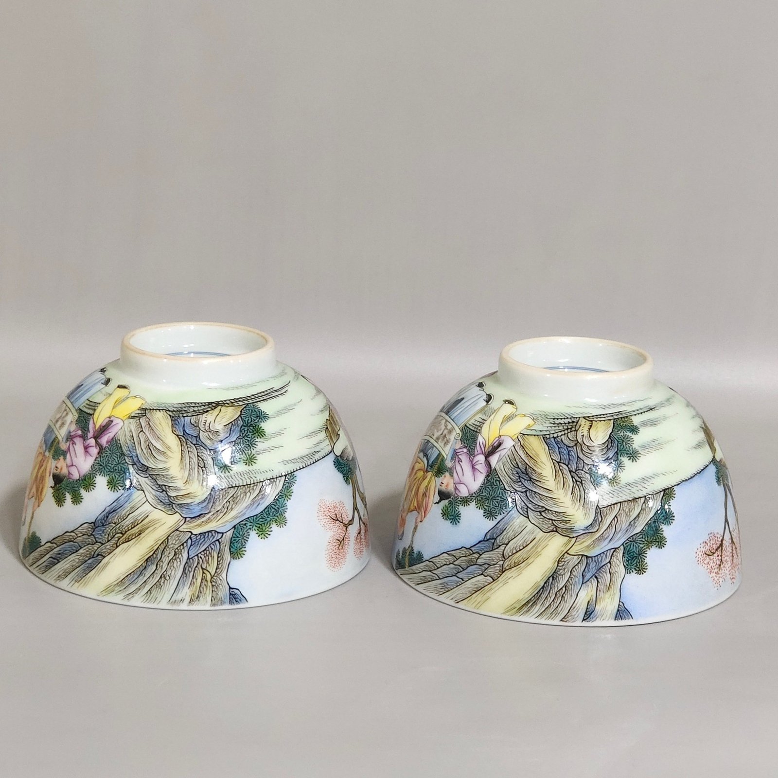 Qing Dynasty Yongzheng figures four old and three young cups