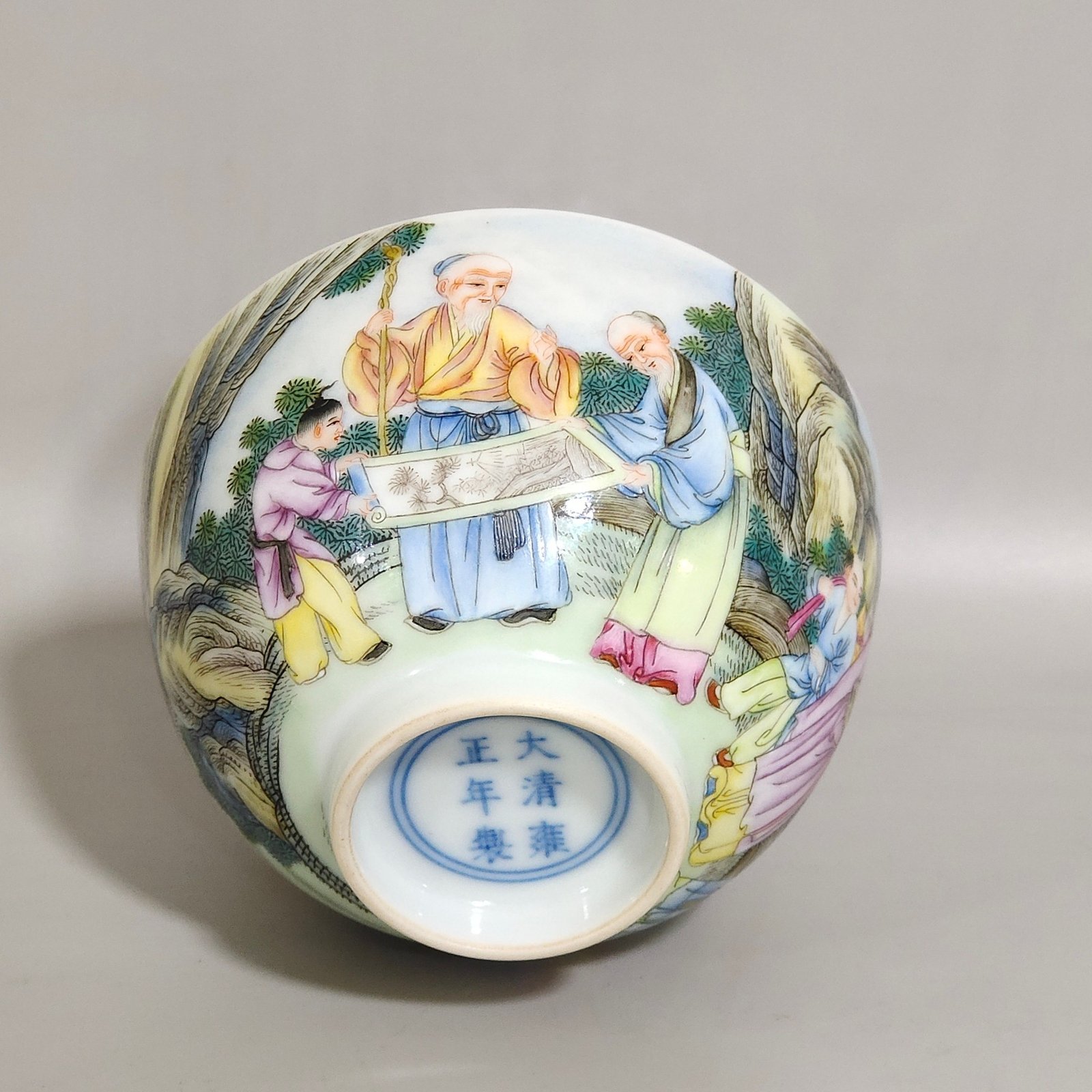 Qing Dynasty Yongzheng figures four old and three young cups