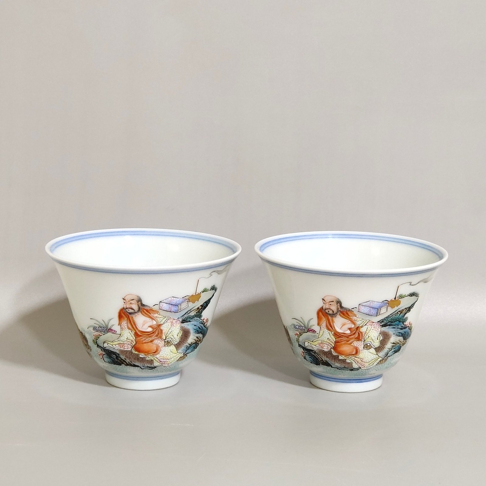 Qing Dynasty Yongzheng character Fu Hu thin tire cup
